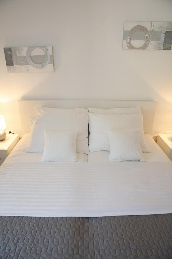 Apartments Lepur Vodice Exterior foto