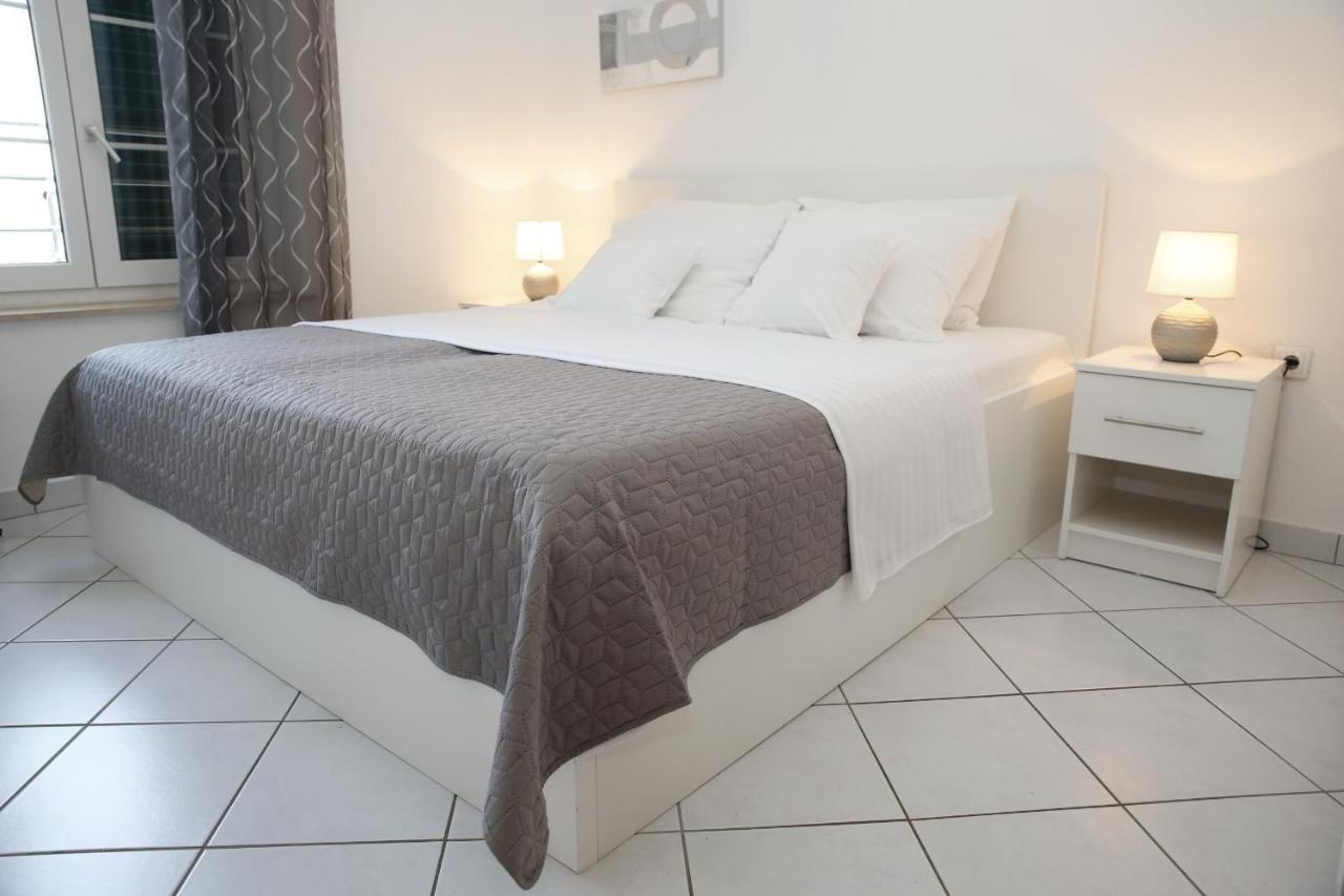 Apartments Lepur Vodice Exterior foto